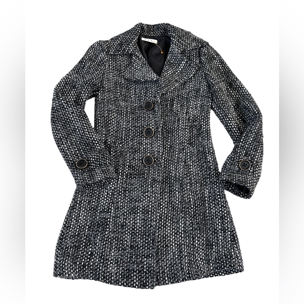 Cabi tweed coat button closure and details size Small